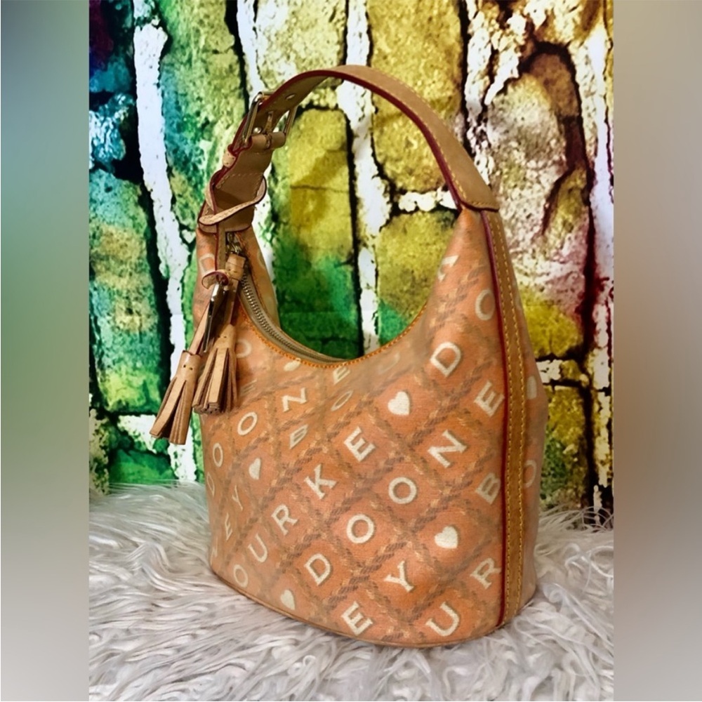 Dooney & Bourke Vintage Coral Peach Crossword Bucket Purse Shoulder Bag EUC - Picture 2 of 13